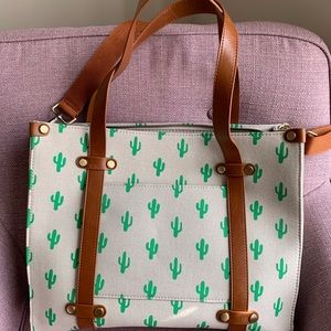 ModCloth camp director zipped tote Cactus 🌵